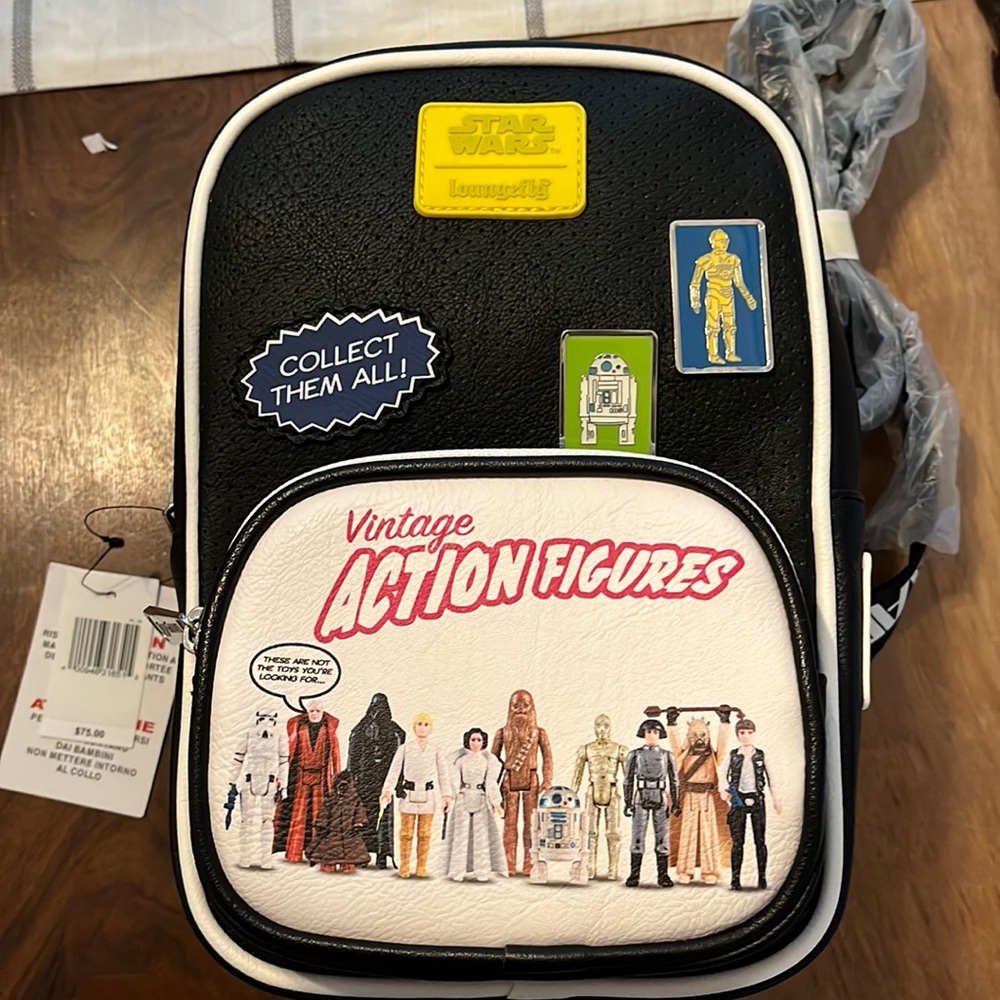 Nwt Disney Loungefly Star Wars action figure bag